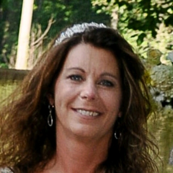 Meet your Posher, Sonia - Picture 1 of 1